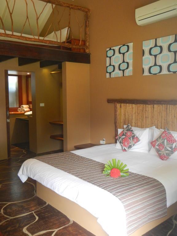 Club Oceanus Resort Pacific Harbour Eksteriør bilde